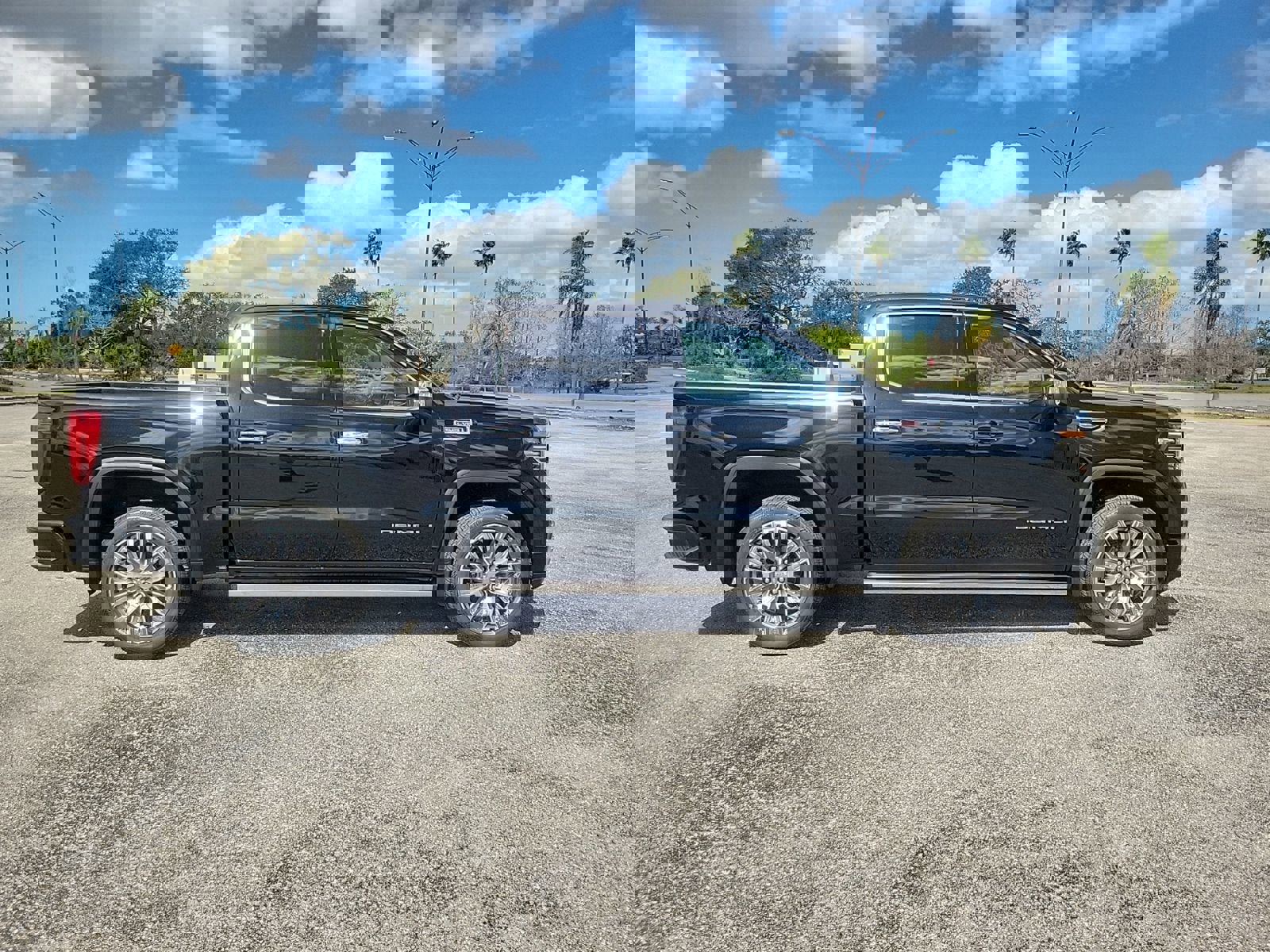 New 2026 GMC Sierra 1500 Denali w/ Denali Reserve Package image 7