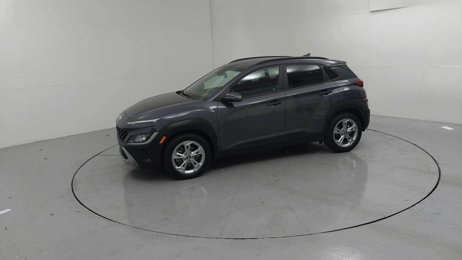 Used 2022 Hyundai Kona SEL w/ Cargo Package AWD/4WD image 5