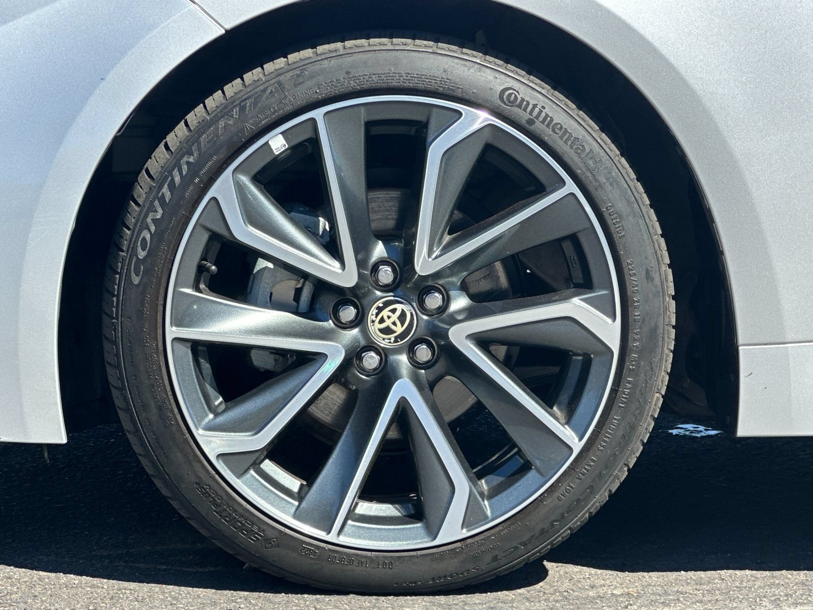 Used 2020 Toyota Corolla SE w/ Carpet Mat Package (TMS) FWD image 21