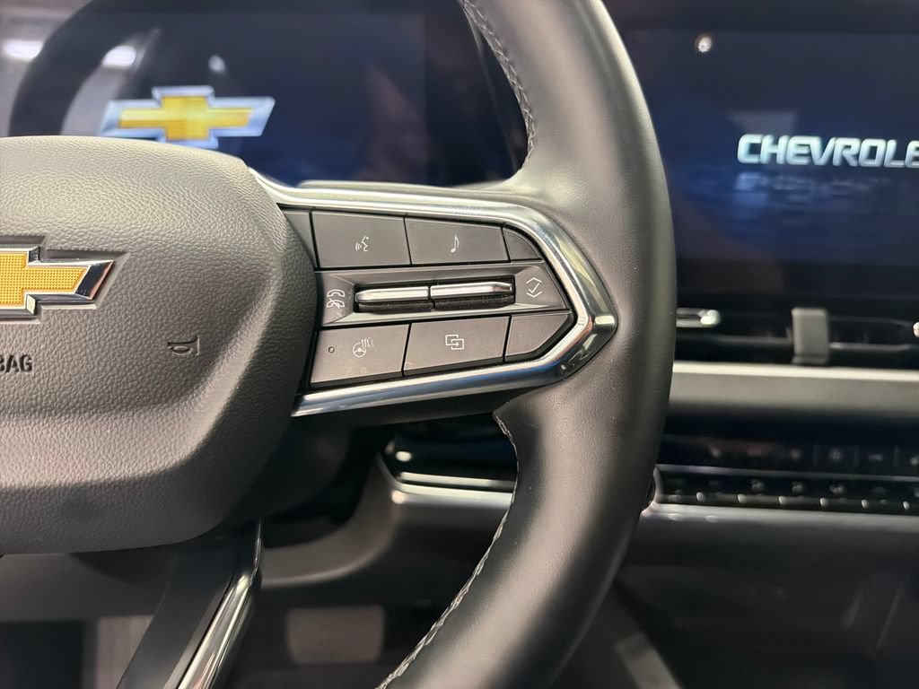 Used 2025 Chevrolet Equinox LT w/ Convenience Package II FWD image 21