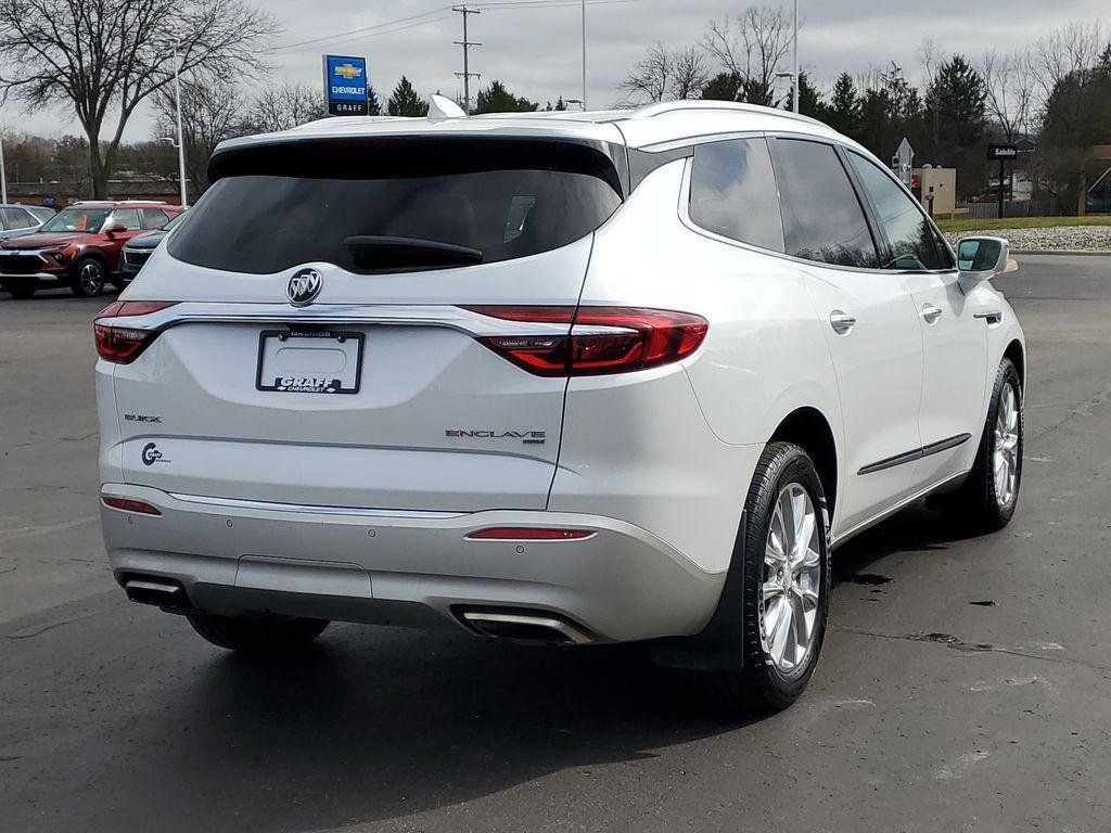 Used 2018 Buick Enclave Premium w/ Experience Buick Package image 3