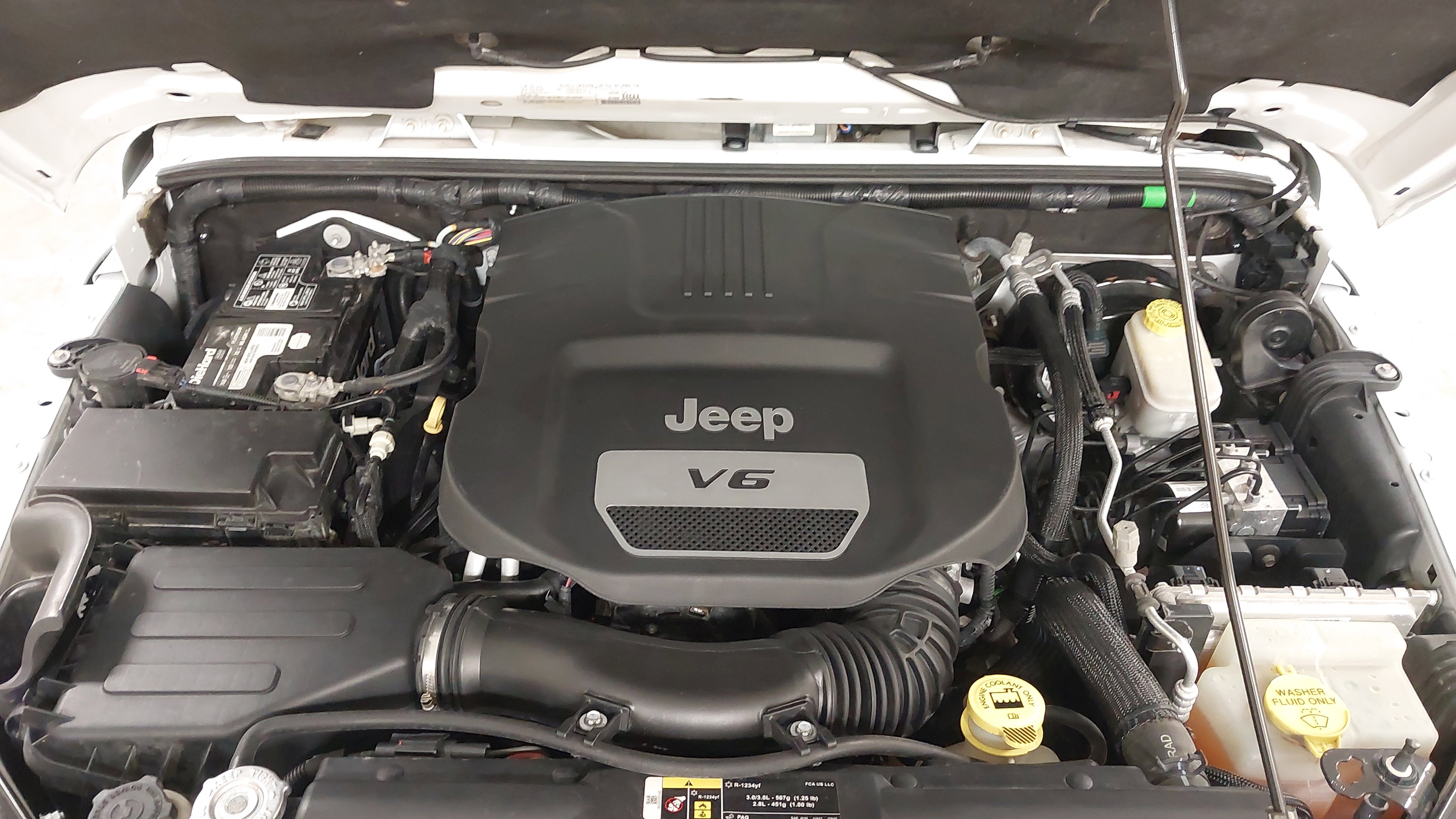 Used 2017 Jeep Wrangler Unlimited Sahara w/ Dual Top Group image 30