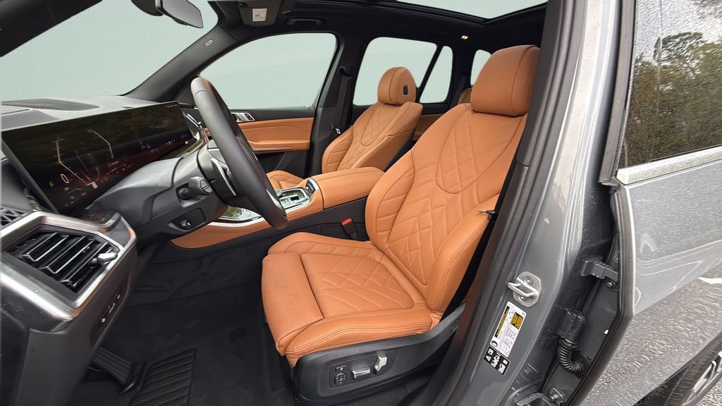 New 2026 BMW X5 xDrive40i w/ Premium Package AWD/4WD image 13