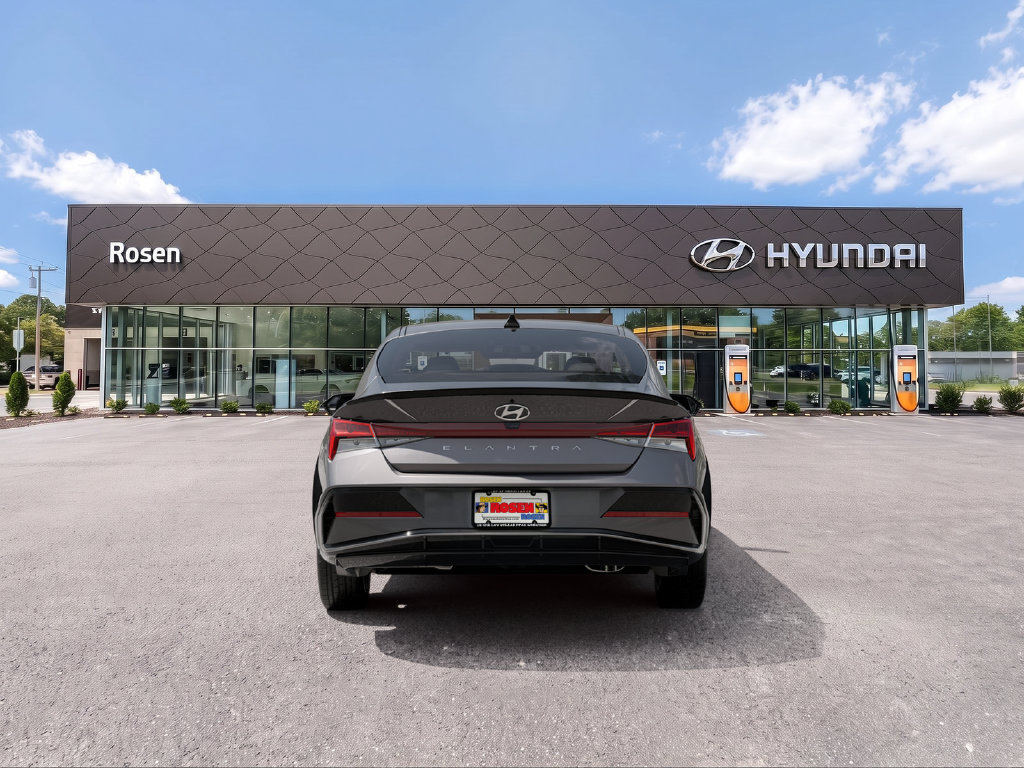 New 2026 Hyundai Elantra SEL Sport FWD image 21
