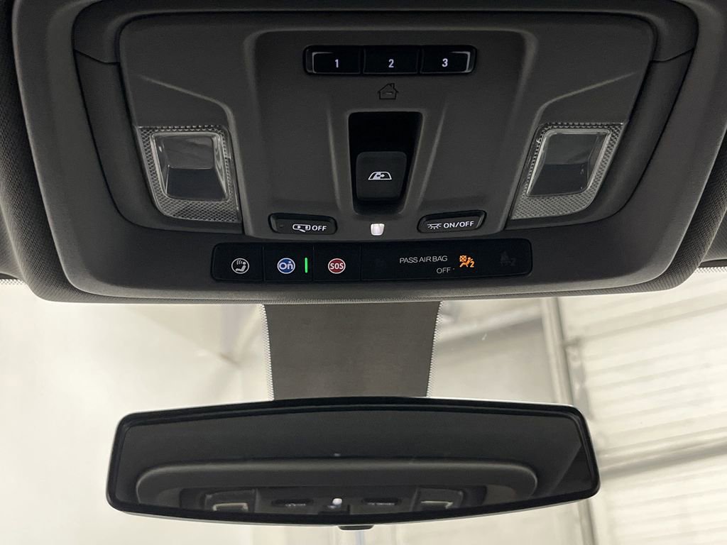 Used 2022 Chevrolet Silverado 3500 LT image 26