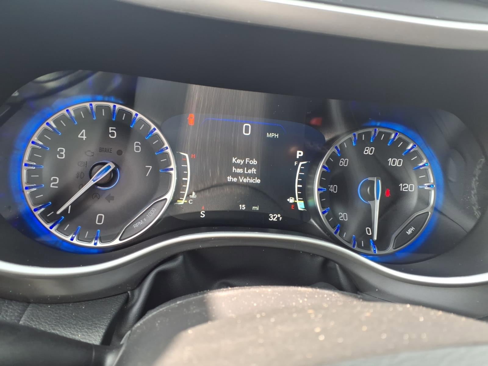 New 2026 Chrysler Pacifica Select FWD image 11