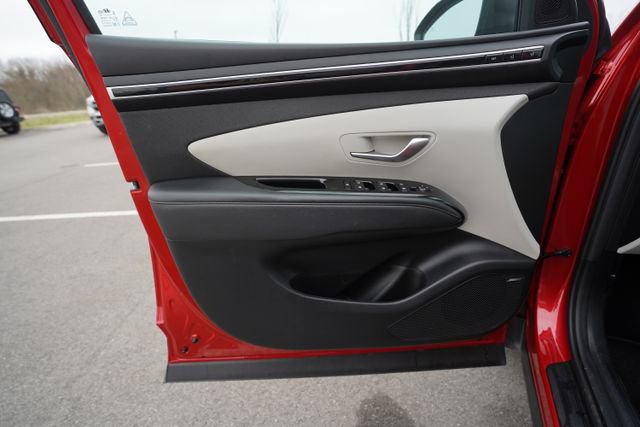 Used 2022 Hyundai Tucson Limited image 14