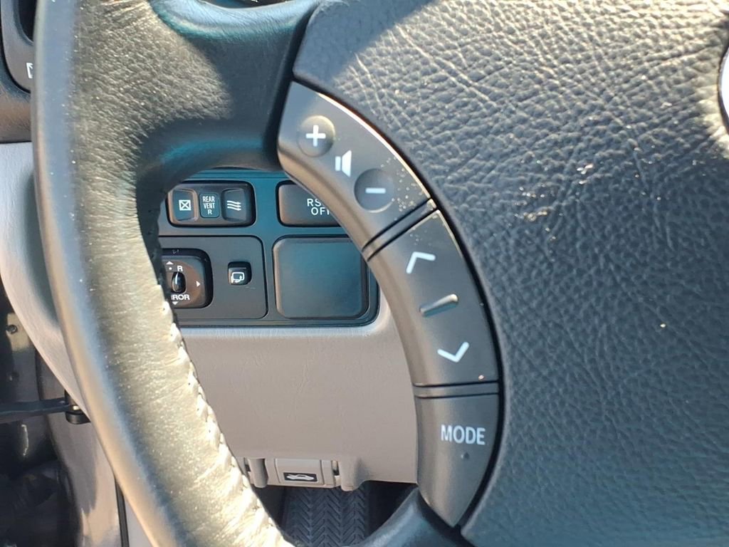 Used 2004 Lexus LX 470 4WD image 13