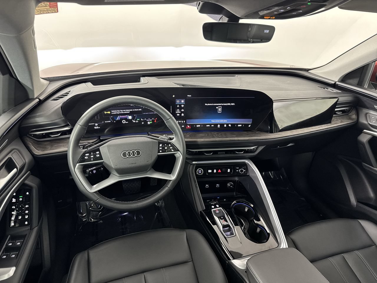 Used 2025 Audi Q5 Premium Plus w/ Premium Plus AWD/4WD image 23