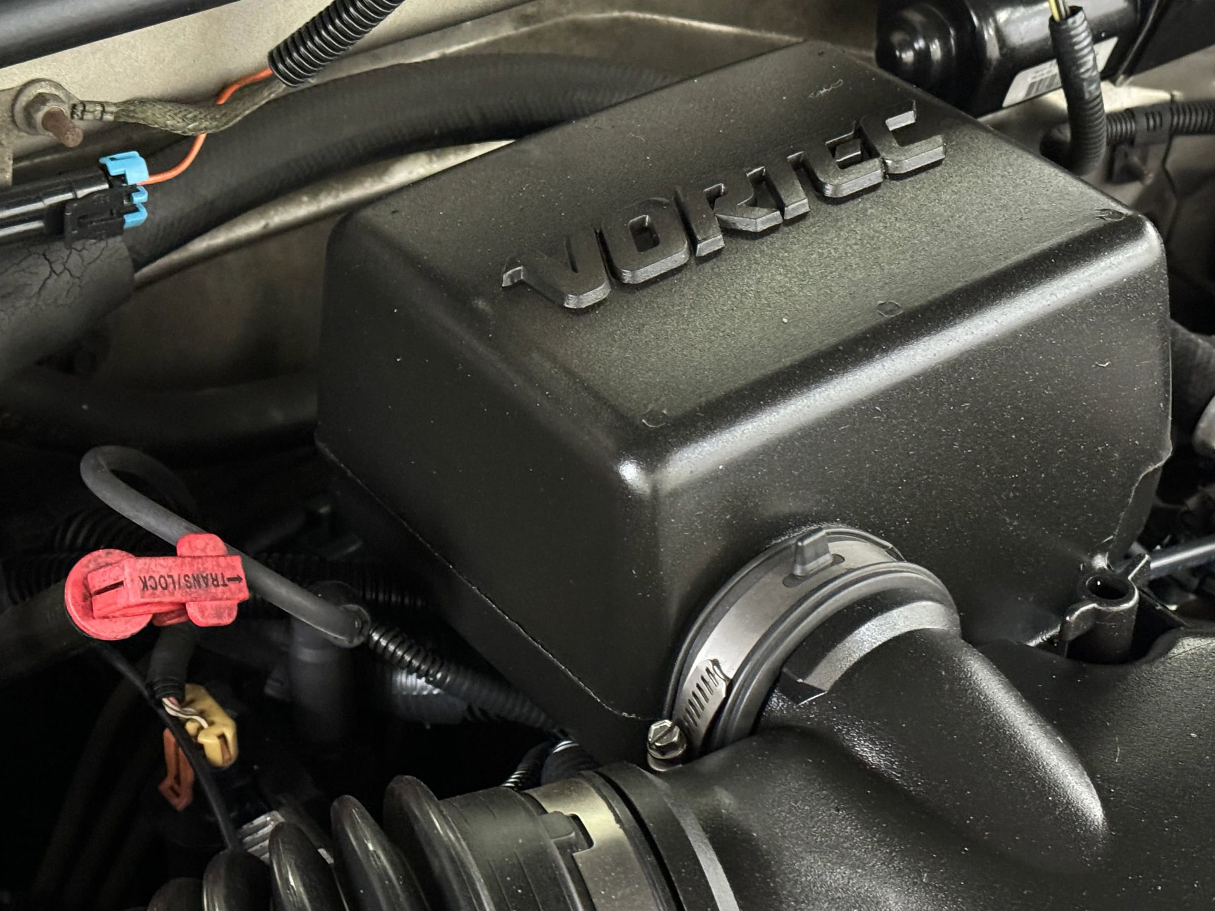 Used 2000 Chevrolet Tahoe Z71 w/ Comfort & Security Pkg AWD/4WD image 99