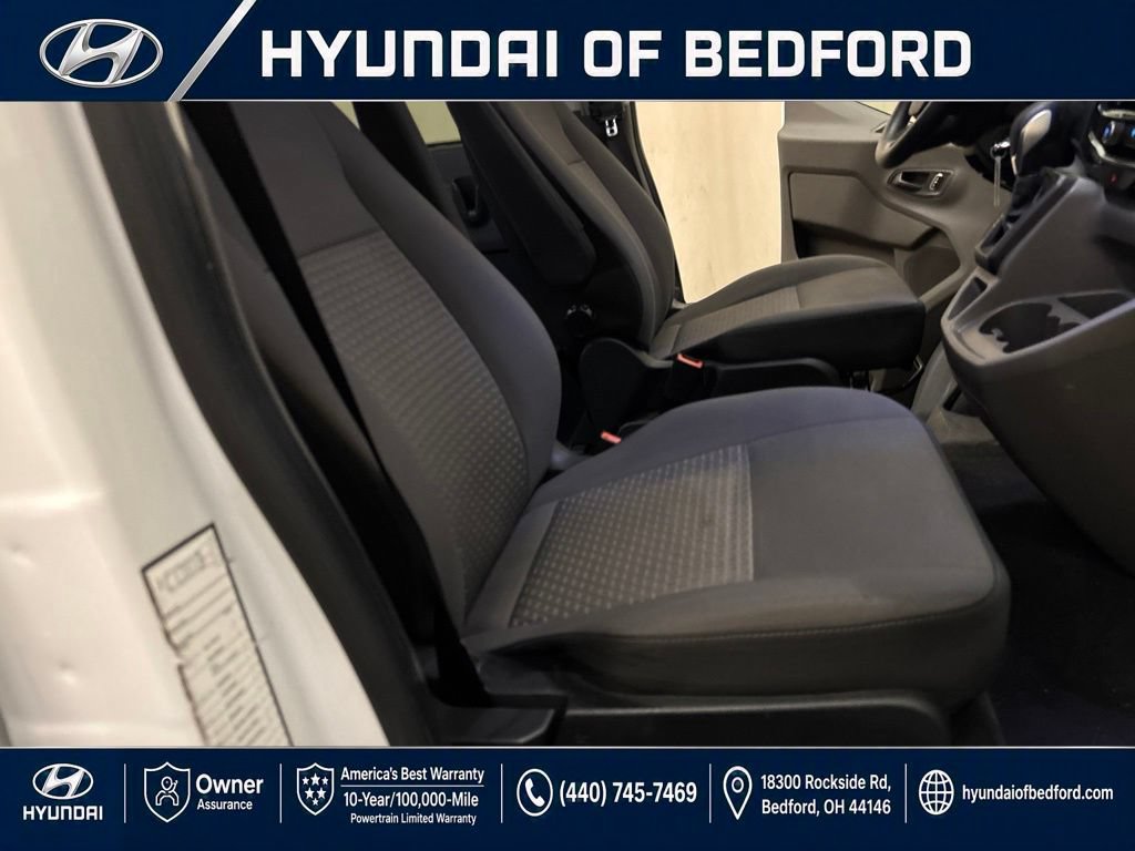Used 2024 Ford Transit 350 XLT RWD image 27