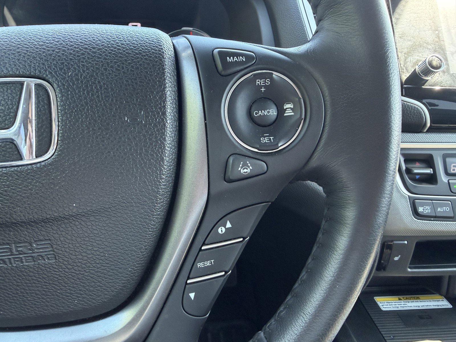 Used 2023 Honda Ridgeline RTL-E image 27