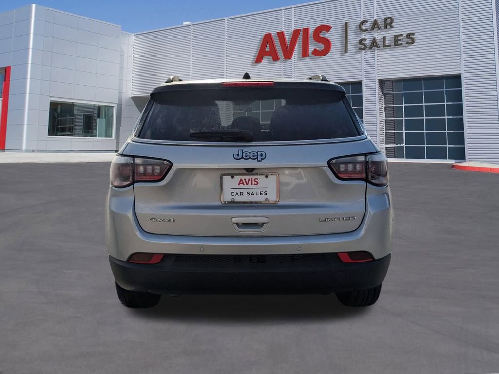 Used 2025 Jeep Compass Limited image 7