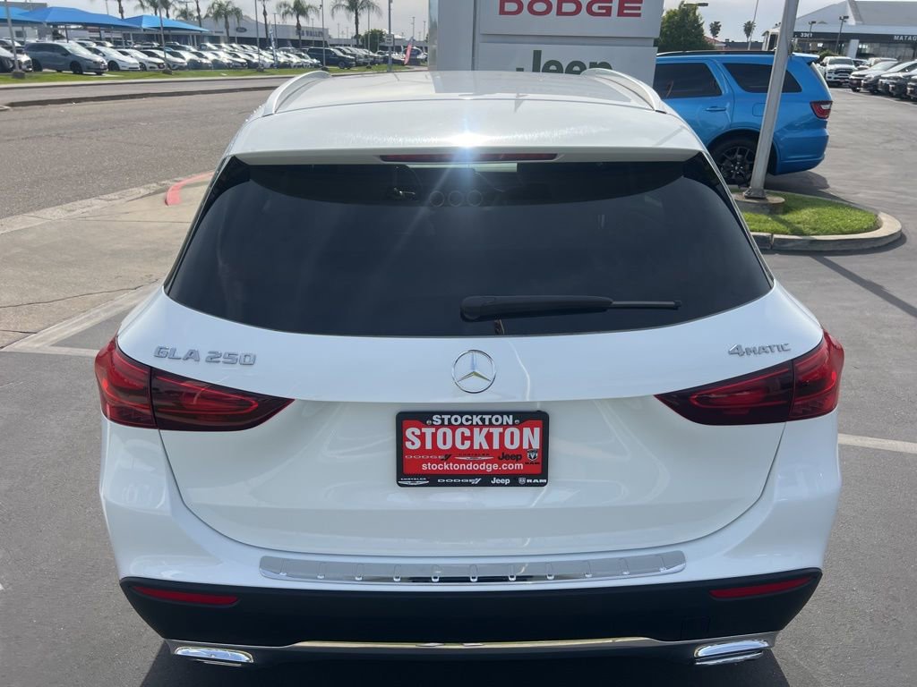 Used 2025 Mercedes-Benz GLA 250 4MATIC image 21