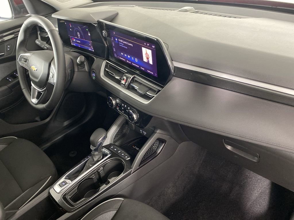 Certified 2025 Chevrolet TrailBlazer LT w/ Convenience Package image 29