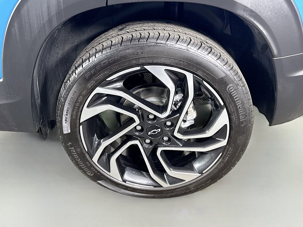 Used 2025 Chevrolet TrailBlazer RS AWD/4WD image 31