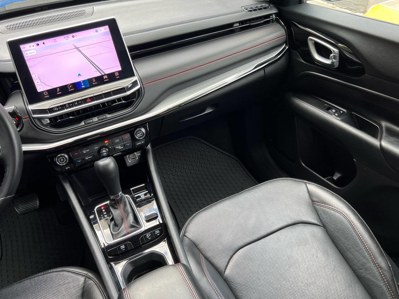 Used 2022 Jeep Compass Trailhawk w/ Trailhawk Elite Group image 22