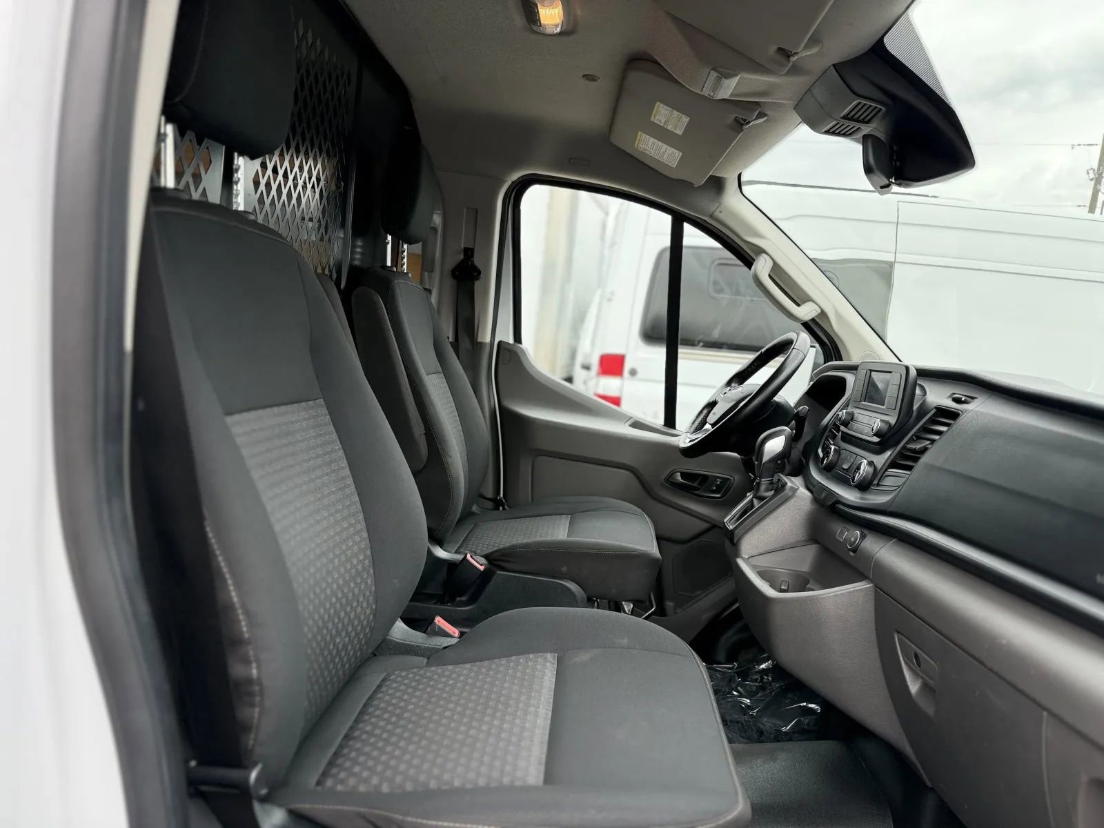 Used 2020 Ford Transit 250 Low Roof w/ Exterior Upgrade Package image 24