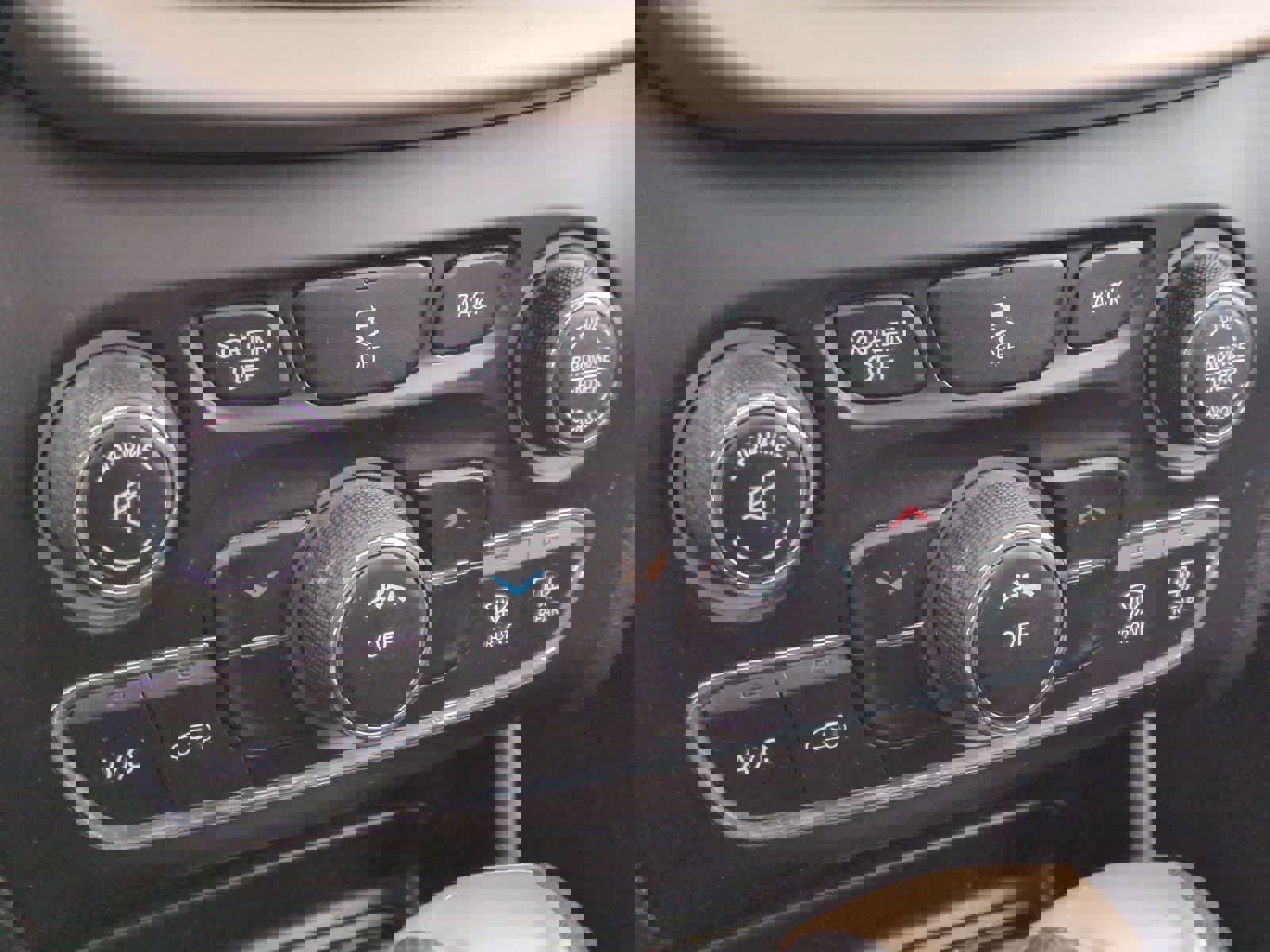 Used 2014 Jeep Cherokee Latitude image 31