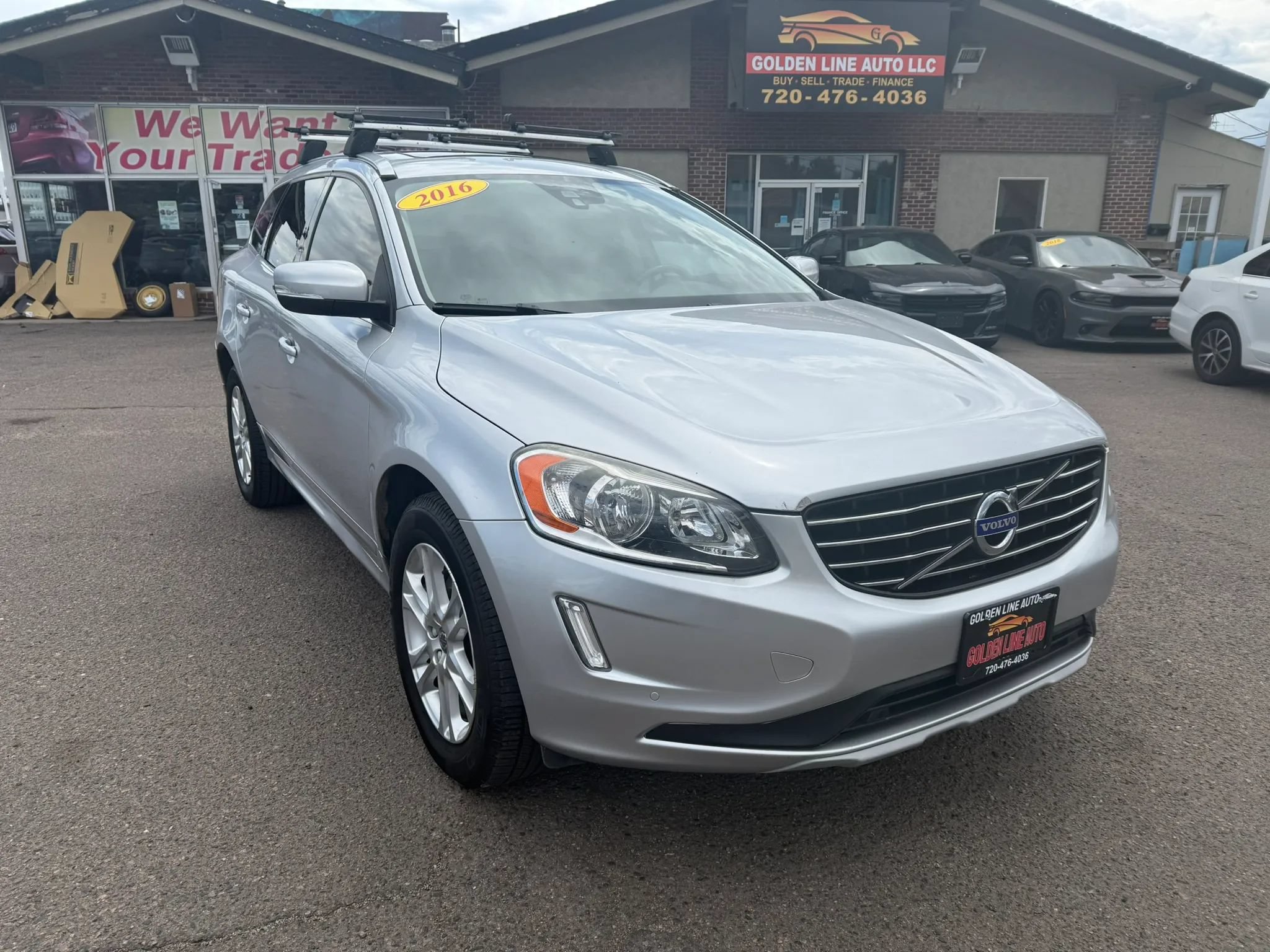 Used 2016 Volvo XC60 T5 Premier w/ Protection Package AWD/4WD image 2