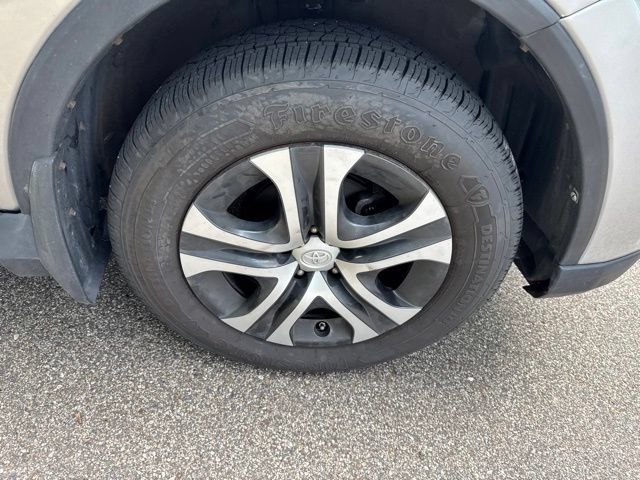 Used 2016 Toyota RAV4 LE AWD/4WD image 9