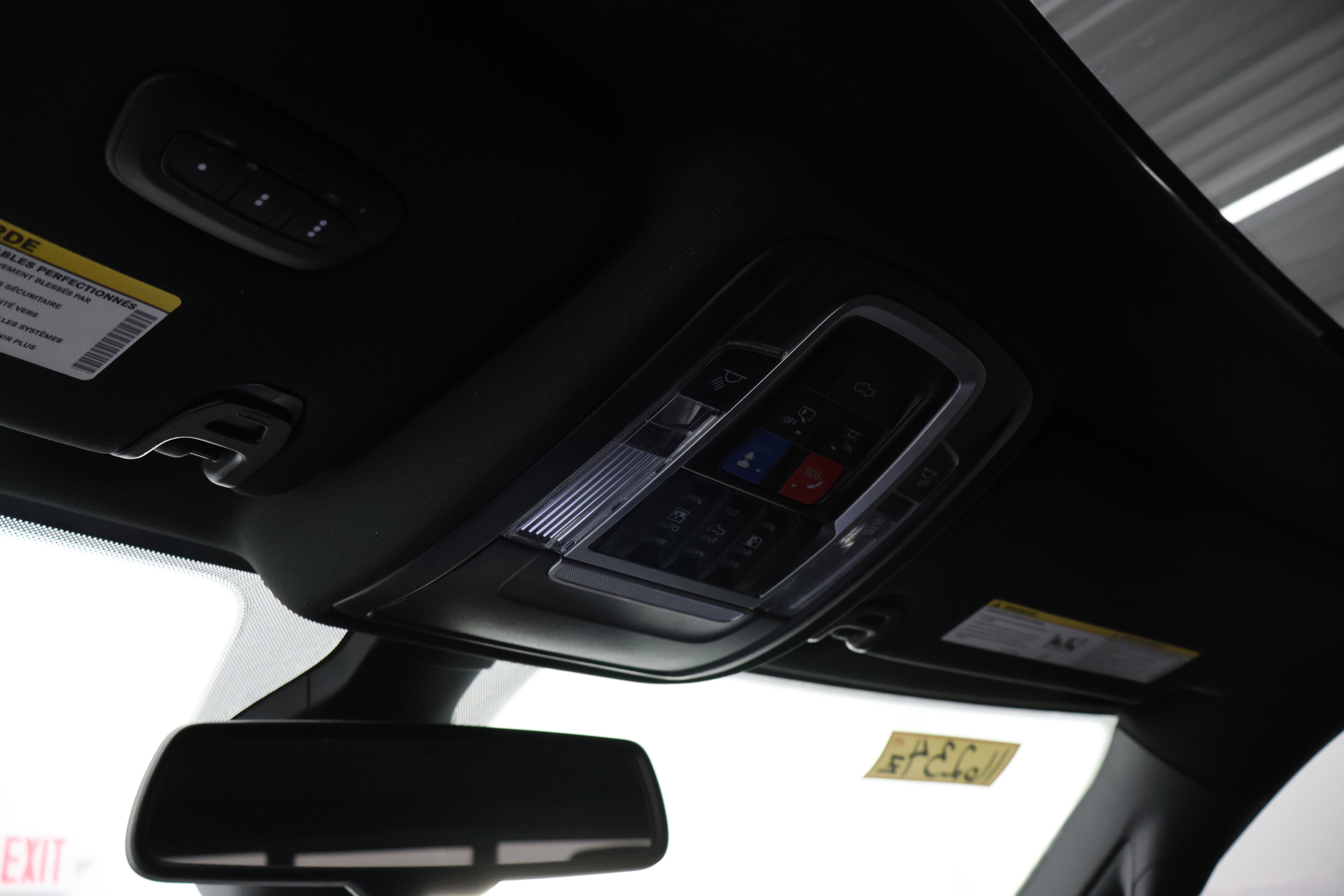 Used 2022 RAM 3500 Laramie image 12