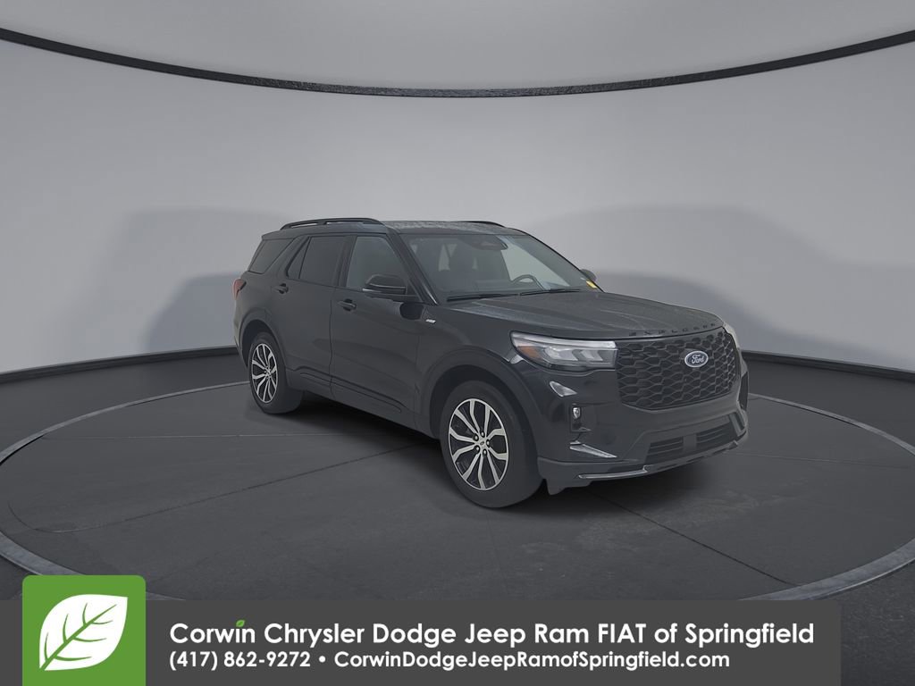 Used 2025 Ford Explorer ST-Line image 4
