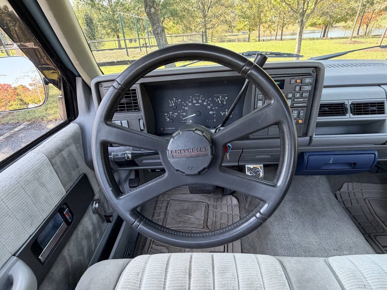 Used 1992 Chevrolet Silverado 1500 2WD Regular Cab image 15
