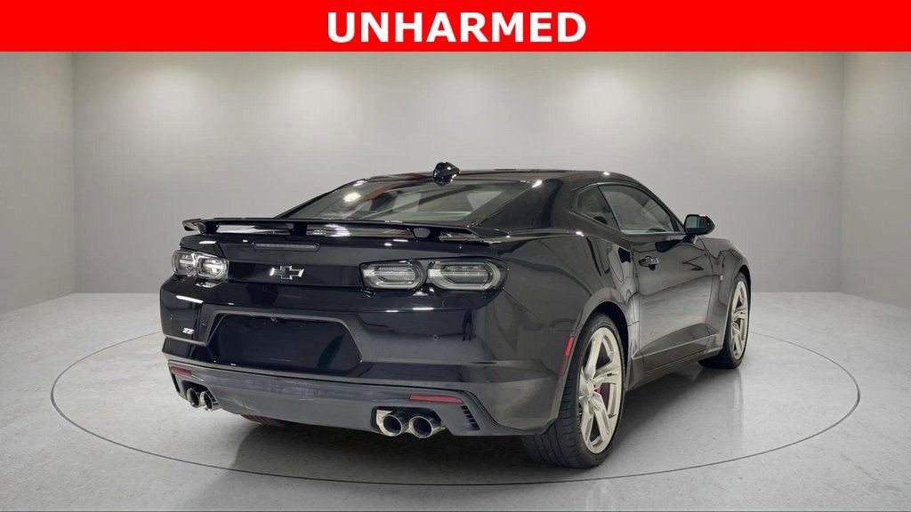 Used 2020 Chevrolet Camaro SS image 3