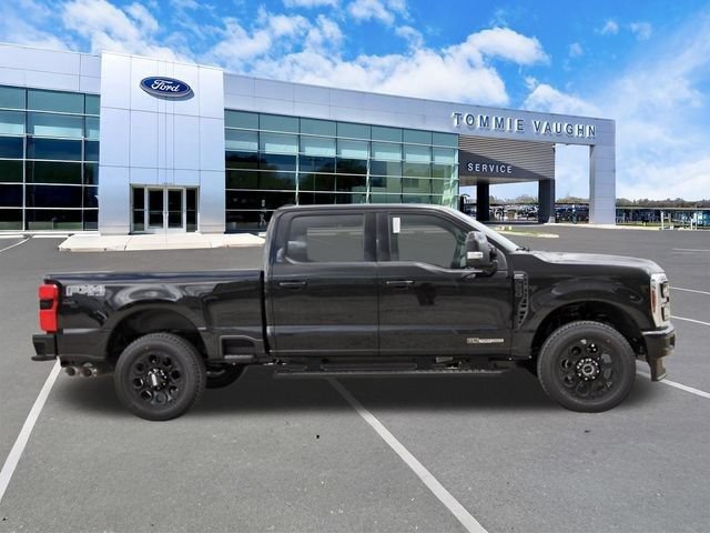 New 2026 Ford F250 Lariat w/ Black Appearance Package AWD/4WD image 5