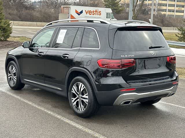 Used 2024 Mercedes-Benz GLB 250 4MATIC image 30