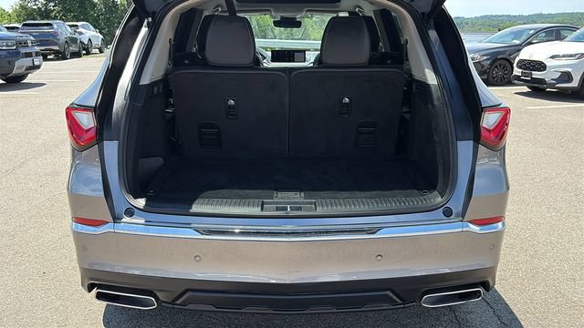 Used 2023 Acura MDX SH-AWD w/ Technology Package image 28