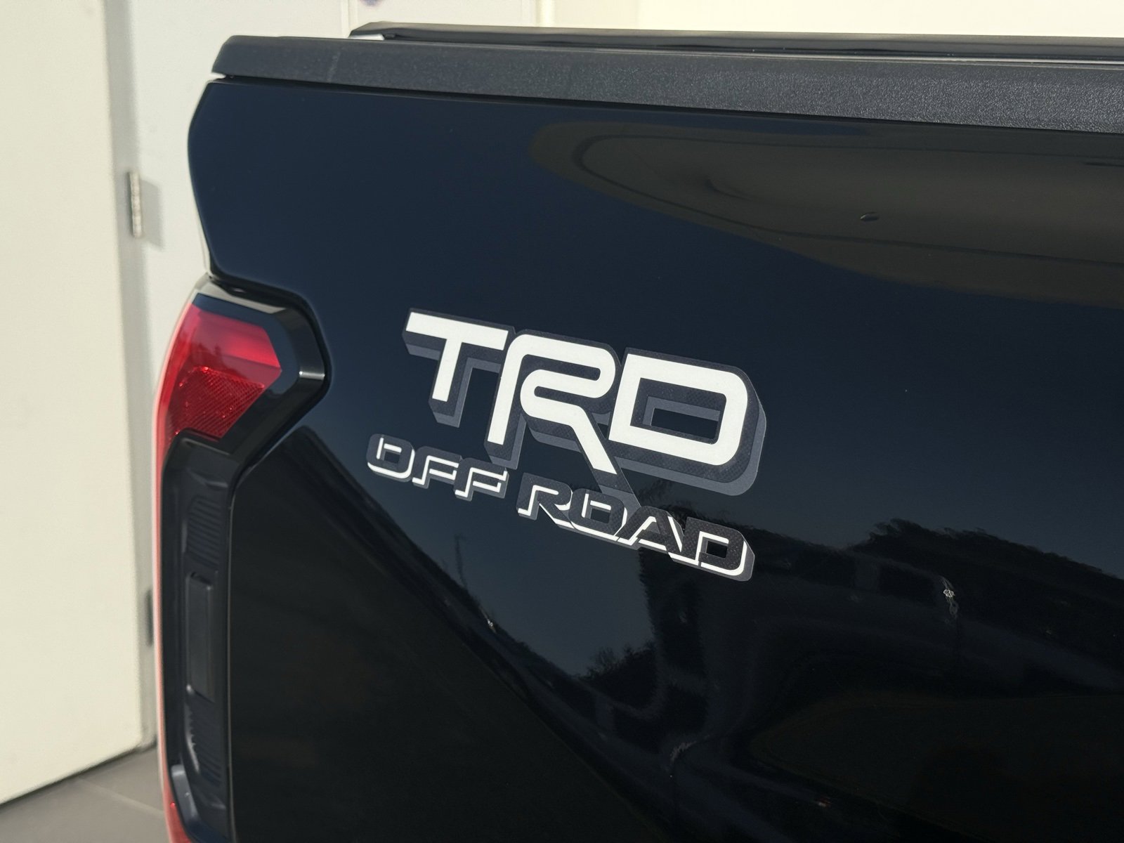 Used 2024 Toyota Tacoma TRD Off-Road w/ TRD Off Road Premium Package image 10
