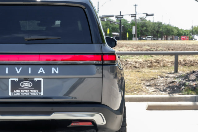 Used 2023 Rivian R1S Adventure Quad AWD/4WD image 56