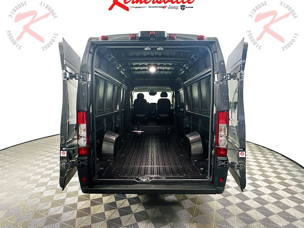 New 2026 RAM ProMaster 3500 w/ Quick Order Package 22G SLT image 16