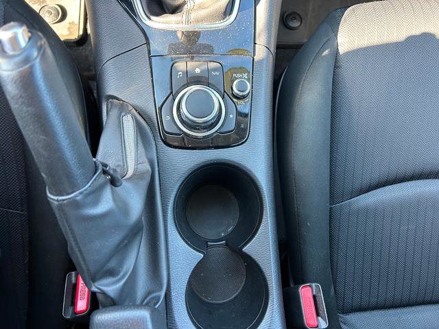 Used 2016 MAZDA MAZDA3 i Sport image 17