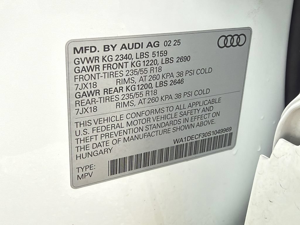 Used 2025 Audi Q3 2.0T Premium AWD/4WD image 33