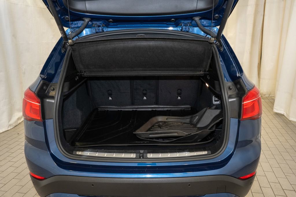 Used 2021 BMW X1 xDrive28i w/ Convenience Package image 5