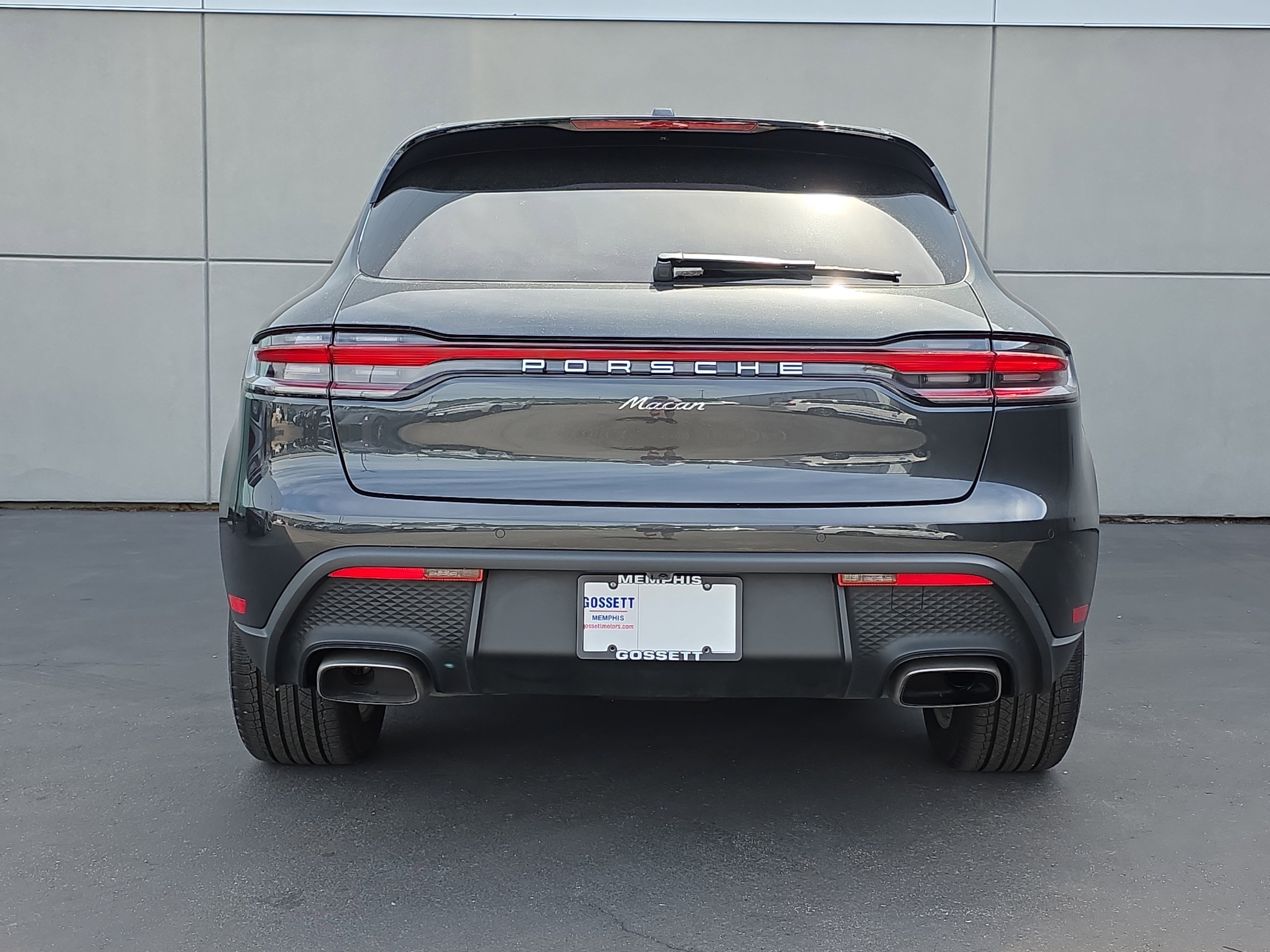 Used 2026 Porsche Macan AWD/4WD image 6