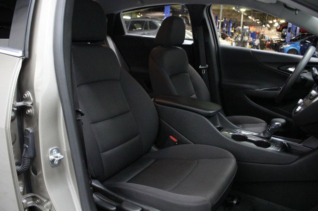 Used 2024 Chevrolet Malibu LT image 23