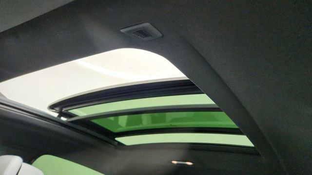 Used 2026 BMW X6 xDrive40i w/ Climate Comfort Package image 60