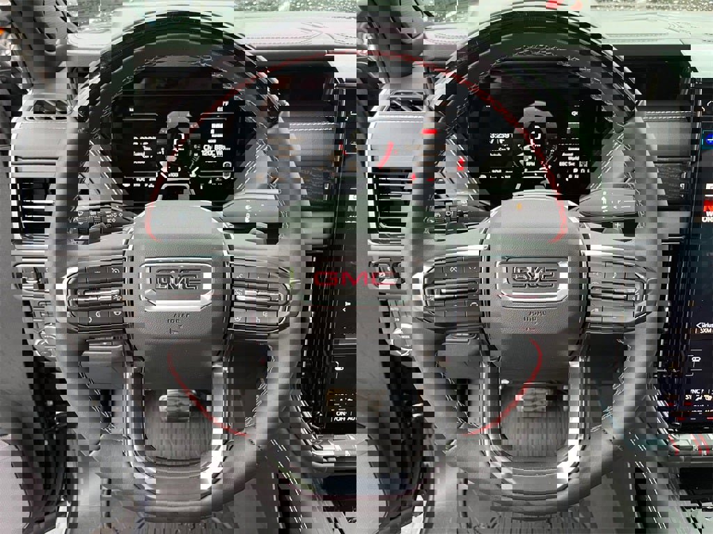 Used 2025 GMC Yukon AT4 Ultimate w/ LPO, Floor Liner Package image 15