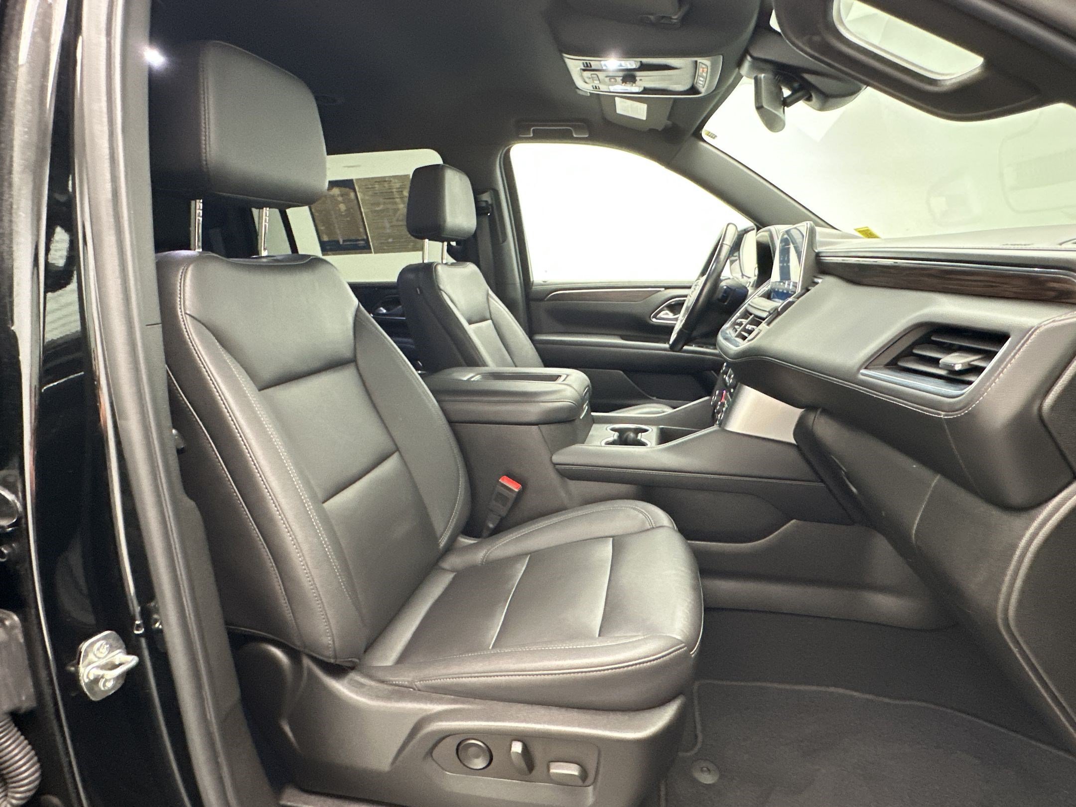 Certified 2022 Chevrolet Suburban Z71 AWD/4WD image 24