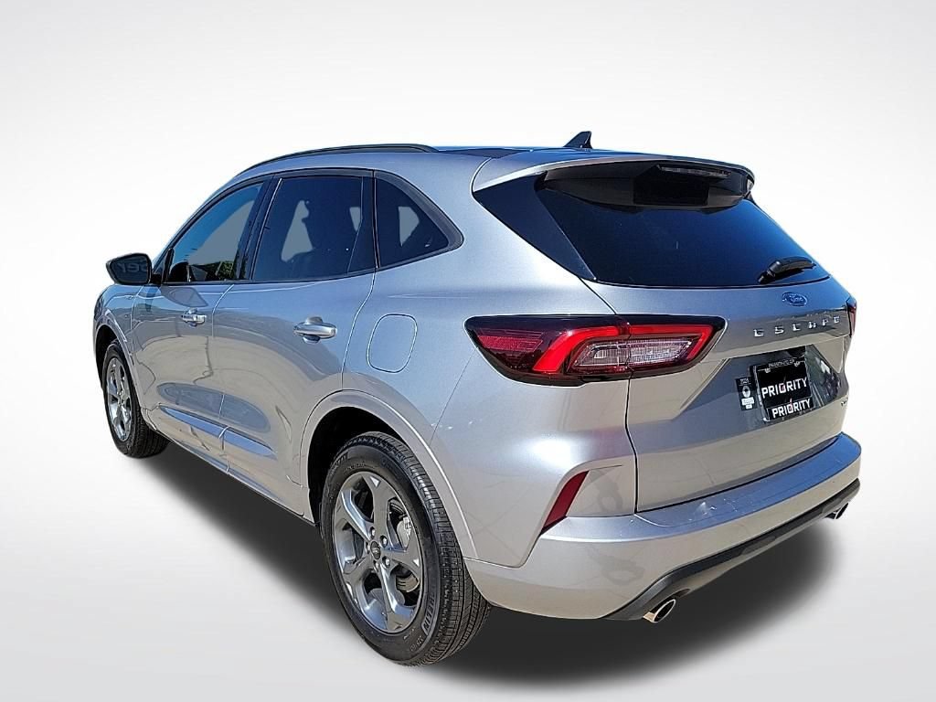 Used 2024 Ford Escape ST-Line AWD/4WD image 3