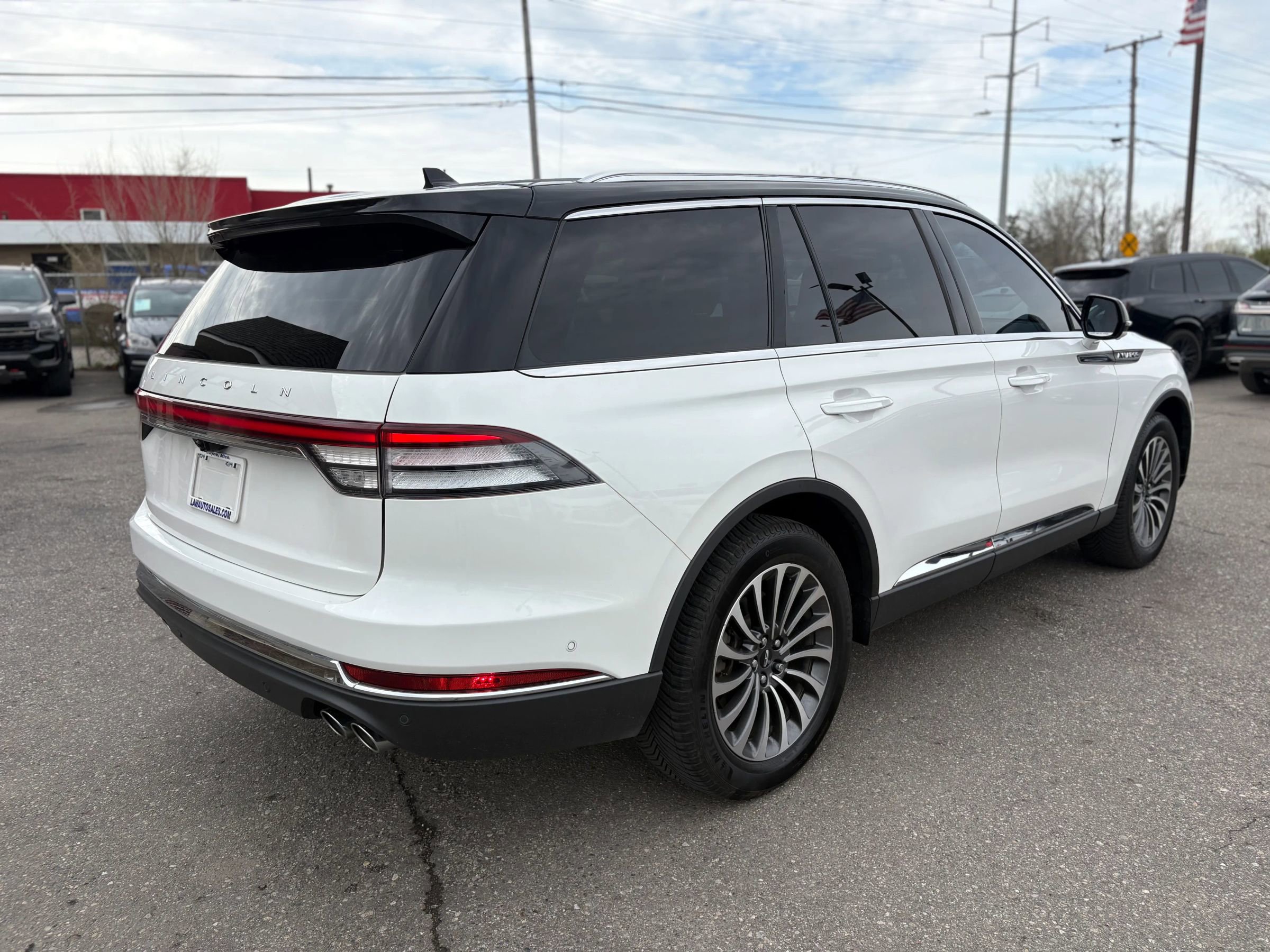 Used 2023 Lincoln Aviator Reserve w/ Equipment Group 201A AWD/4WD image 5
