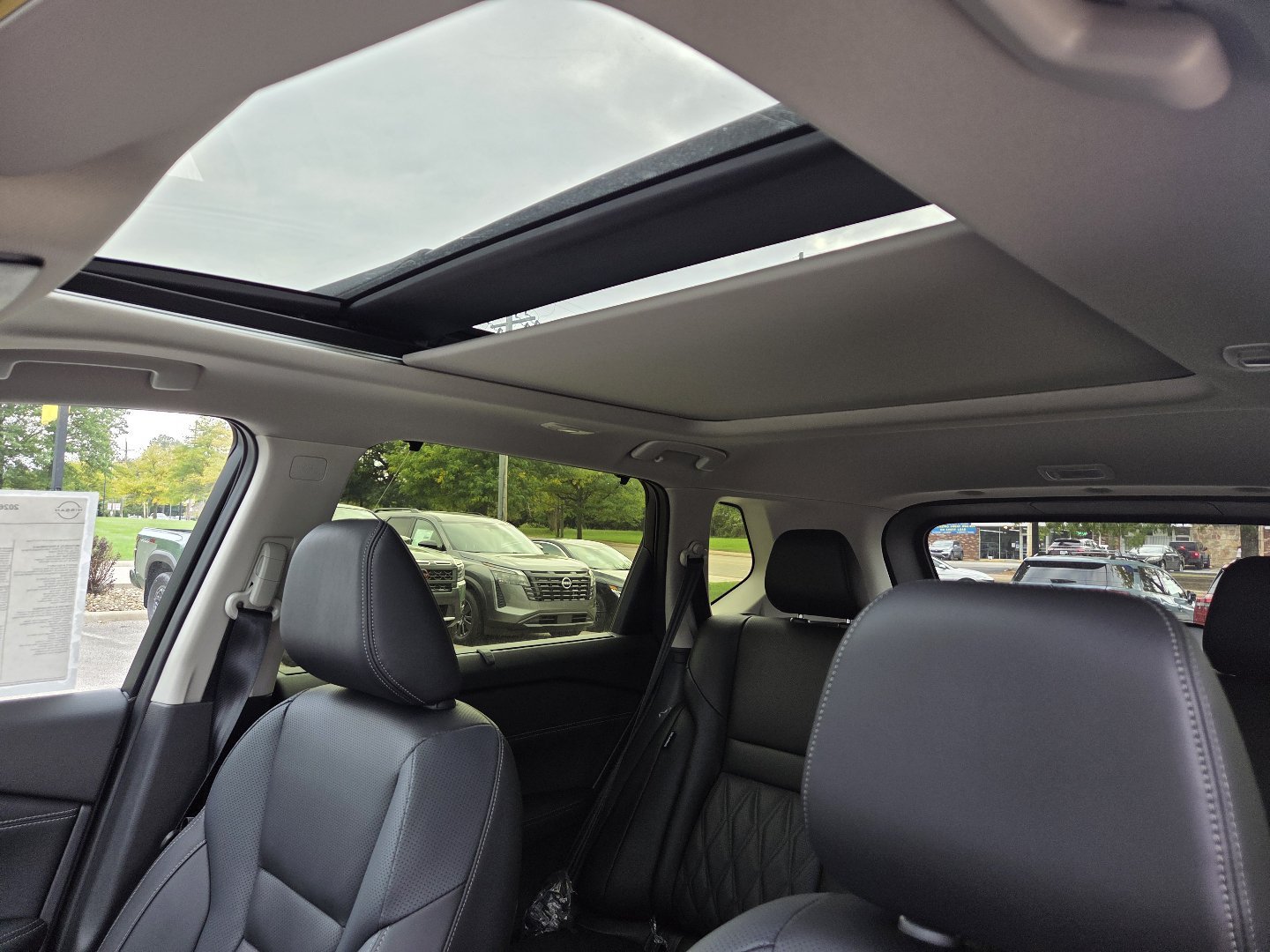 New 2026 Nissan Rogue Platinum AWD/4WD image 6