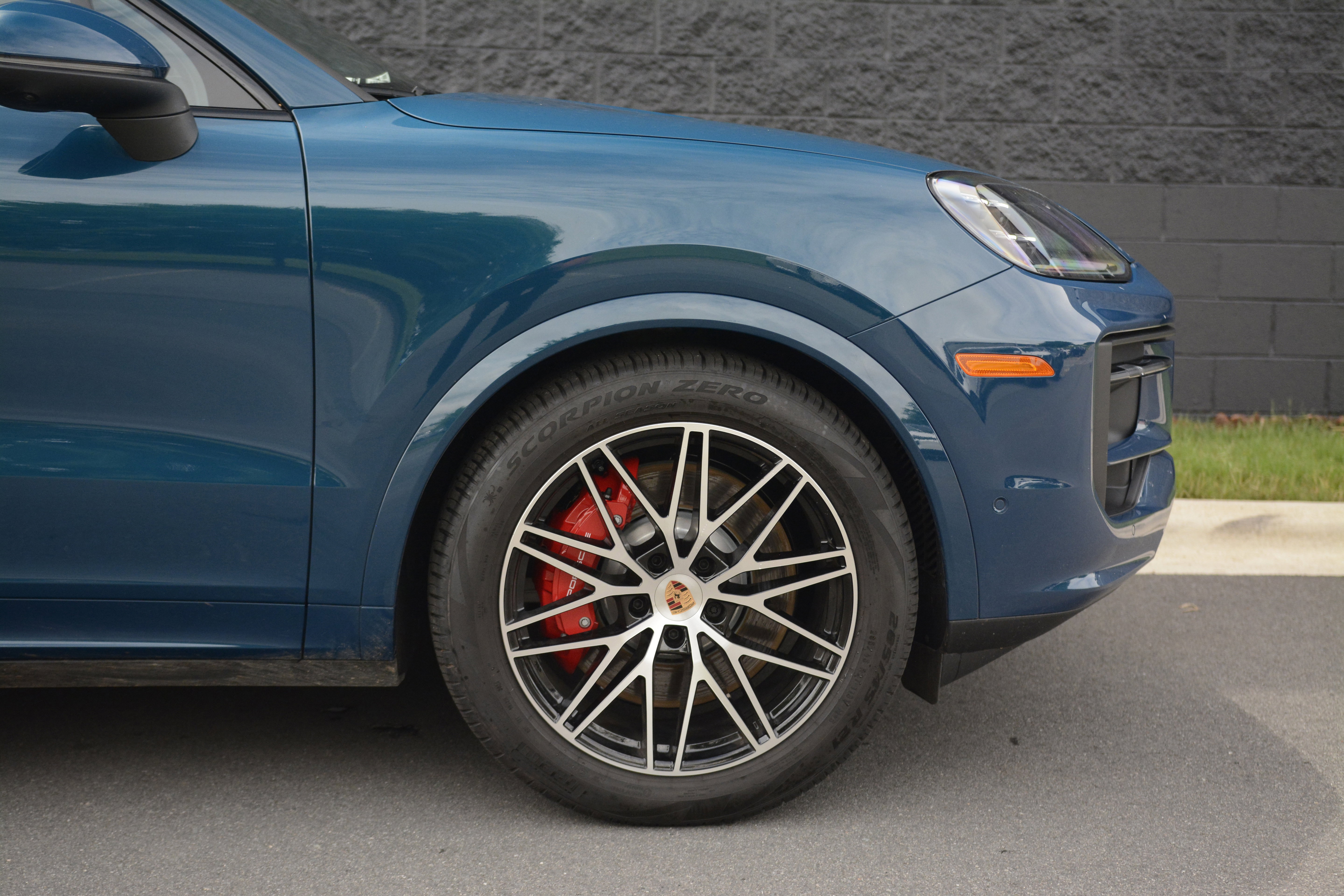 Certified 2026 Porsche Cayenne S AWD/4WD image 11