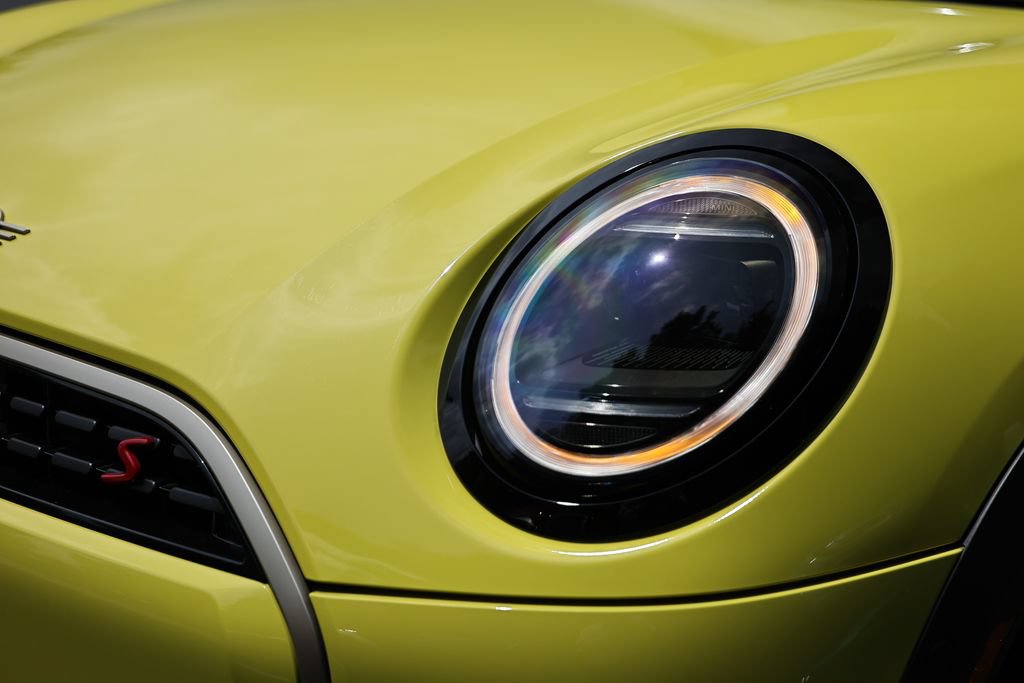 Used 2025 MINI Cooper S FWD image 12