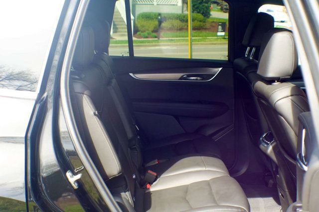 Used 2025 Cadillac XT6 Luxury image 51