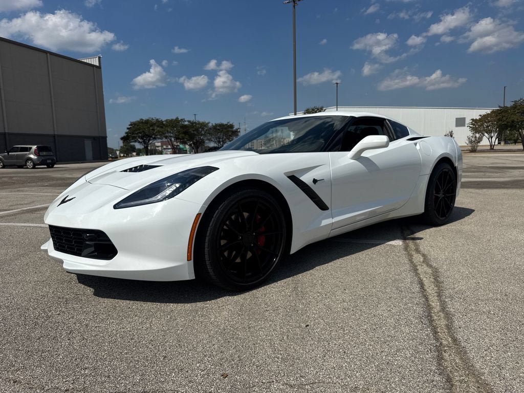 Used 2016 Chevrolet Corvette Stingray Coupe w/ 2LT Preferred Equipment Group RWD image 2
